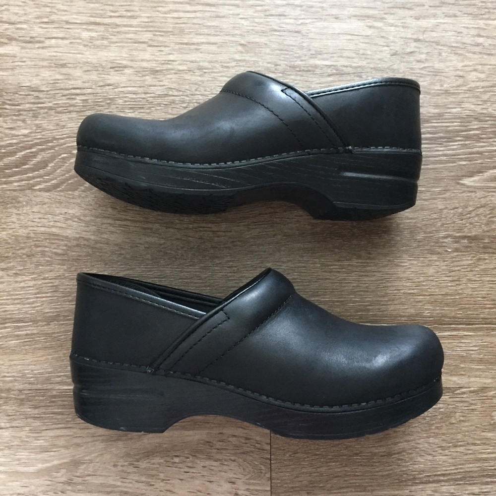Dansko Professional Clog Shoes (Size:38)